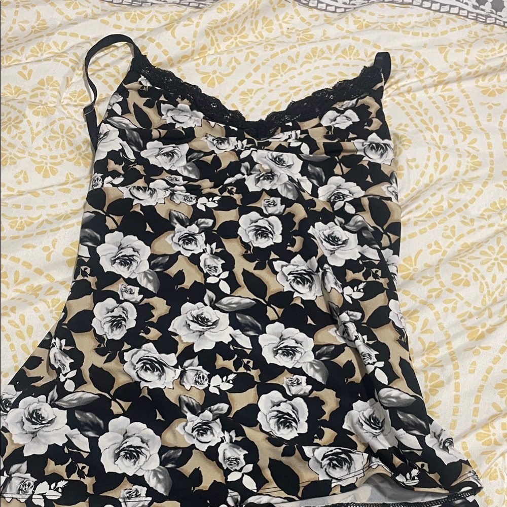 White House Black Market Black and White Floral Camisole with Lace Trim